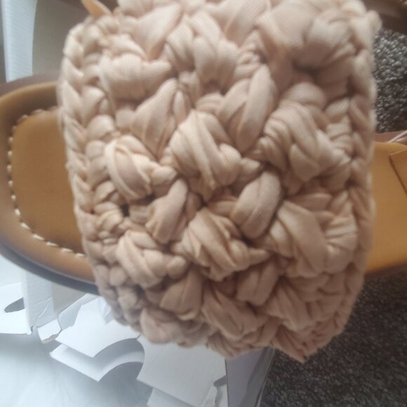 Aldo Sandals Size 7 - Picture 6 of 7